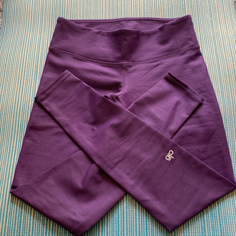 NWOT Alo Yoga Airbrush Legging Eggplant Medium 28”